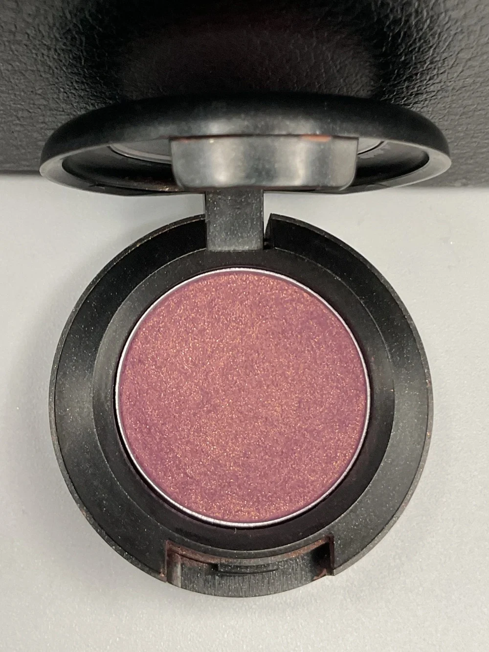 MAC Cosmetics Velvet Eyeshadow in Trax - Swatched &:Discontinued